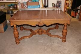 solid wood antique dining room table - ornamental detail