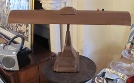 1950's bankers lamp works great