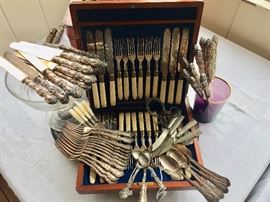 Early 20th Century Wallace Knives and Forks, English Fruit Set with Bone Handles