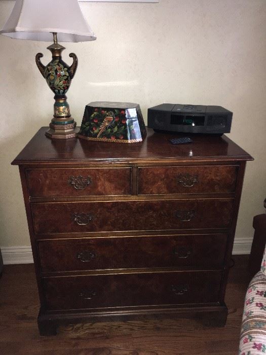 chest of drawers (stereo not for sale)