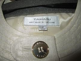 TAHARI