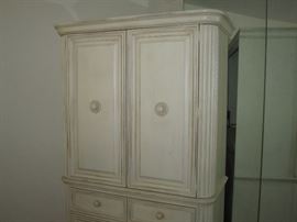 PART OF KS BEDROOM SET