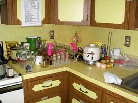 Bean Pot, Miscellaneous Glass
