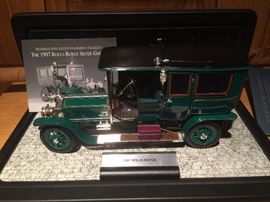 Franklin mint precision model Rolls Royce, 1 of many nice quality modern toy vehicles