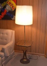 SOLD--Lot #333, Vintage Lamp Table, $25