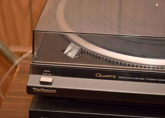 Technics Turntable (Not Tested)