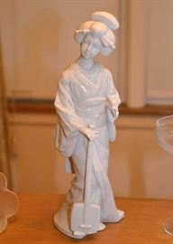BUY IT NOW!  Lot #354, Japanese White Porcelain Geisha Figurine, $30