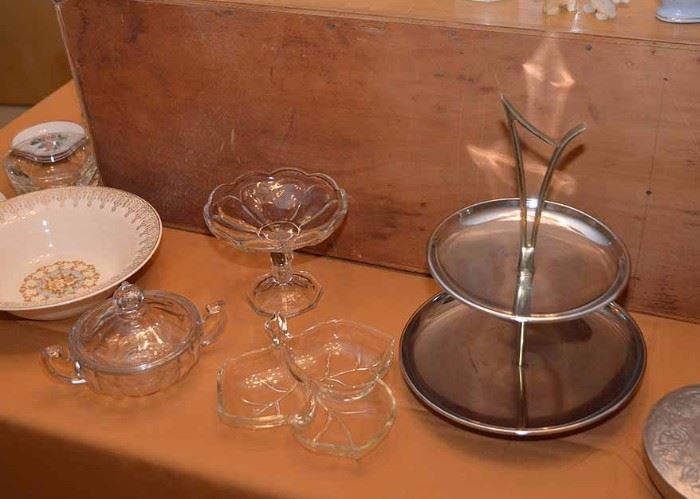 Stainless 2-Tiered Dessert Stand, Glassware