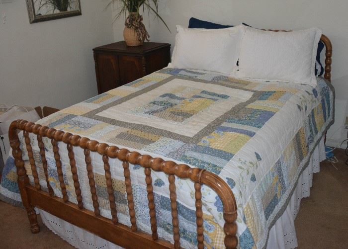 Antique double bed w/linens