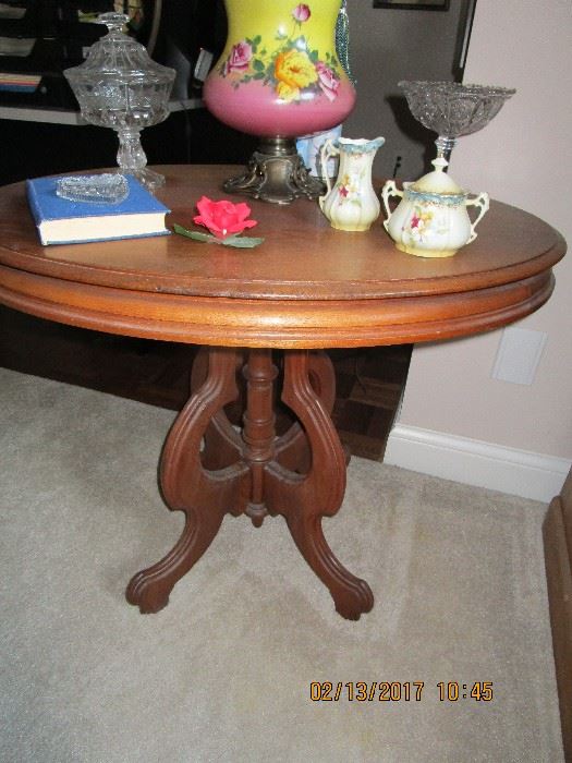Antique Walnut oval Table.
