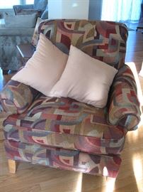 Contemporary upholstered arm chair  