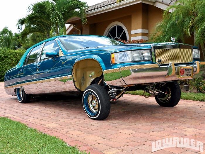 What a fabulous Lowrider you can turn this car into!!!!