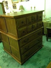 Vintage Link-Taylor Espanol Oak Nine-Drawer Chest-On-Chest 