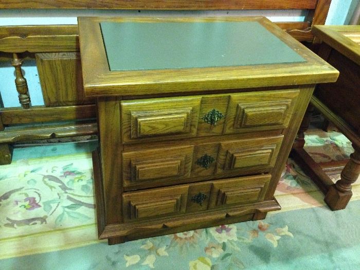 Vintage Link-Taylor Espanol Oak Slate Top Three-Drawer Nightstand - 1 of 2