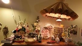 Pottery and sit-a-bouts