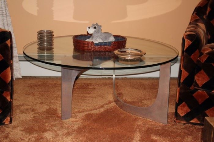 Modern Metal & Glass Round Table with Decorative