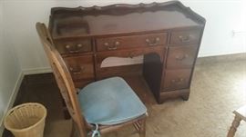 This is a great desk.  Not to large and not to small.  Right size for apartment living or bedroom. 