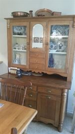 Antique kitchen cabinet  overall in very good condition.  Two large bin drawers with metal bottoms. Top comes off for easier moving. 