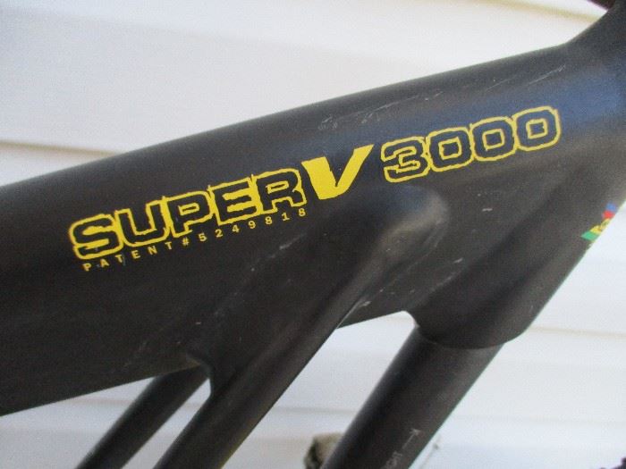 Cannondale Super V 3000 bike