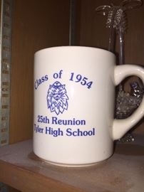 Tyler High School (Class of 1954) 25th reunion mug