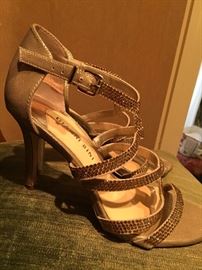 Gorgeous Gianni Bini dress shoes