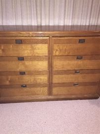 Very sturdy eight drawer chest
