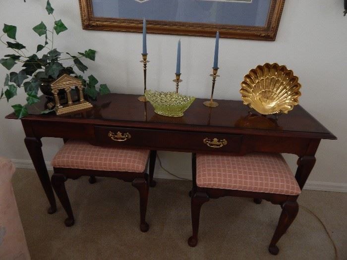 Ethan Allen furniture in great condition... starts on 2/24/2017