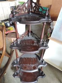 corner shelf from 19th century