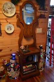 Mirrored Wash Basin Stand