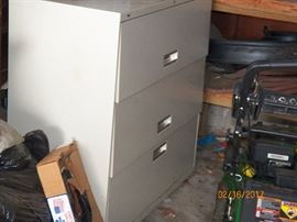 STEEL CASE FILING CABINET