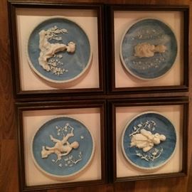 Stunning Wedgewood framed plates