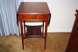 Drop Leaf Side Table