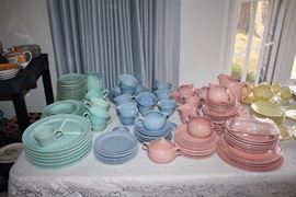 Lu Ray Divided Plates in green