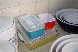 Pyrex Refrigerator Bowls