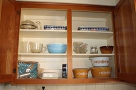Pyrex Bowls