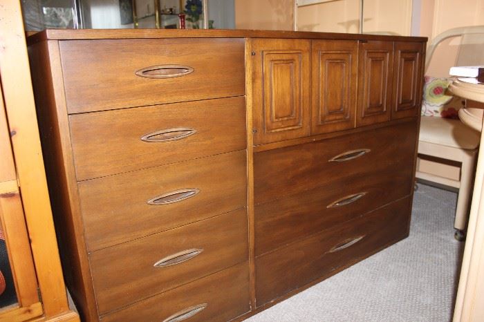Mid Century, mens chest of drawers,