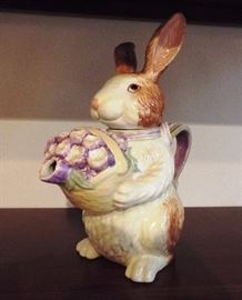 Longaberger Easter Rabbit teapot