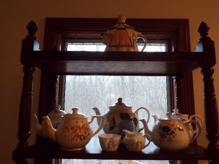 Sadler, Arthur Woods, Royal Albert tea pots