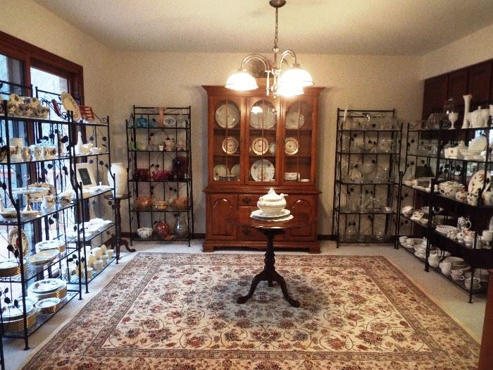 Ethan Allen lighted china cabinet