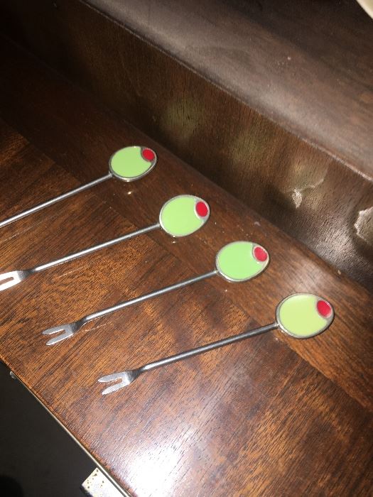quirky martini olive skewers