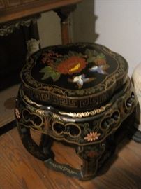ORIENTAL TABLE 