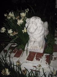VINTAGE LION STATUES 