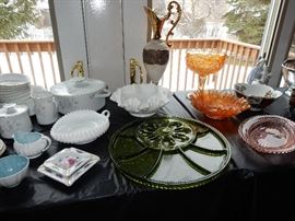 Vintage Glasswares Abound Here