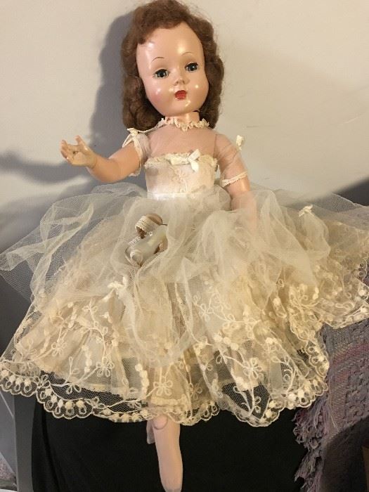 ALL ORIGINAL MADAME ALEXANDER DOLL (SHE PARTIED T00 HARD AND TOOK HER SHOES OFF: I PUT THE SHOES IN A SAFE PLACE)