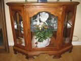 lighted display cabinet
