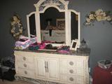purses, hats, fine ladies footwear