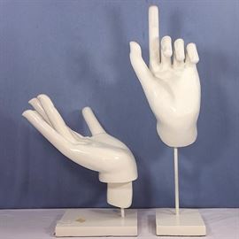 Artz Statues Whote Hands
