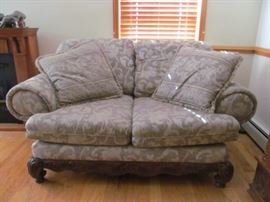 loveseat