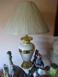 One of the two-set table lamps (white with gold trimming)