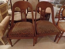 Lots of pairs of chairs